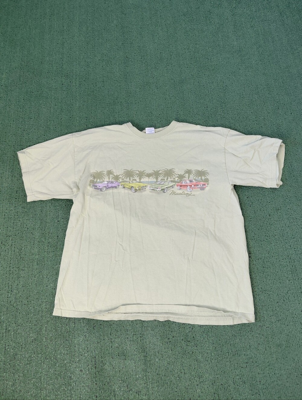 VINTAGE 2005 Ford Mustangs Palm Trees Y2K Cars Light Green T Shirt Sz XL